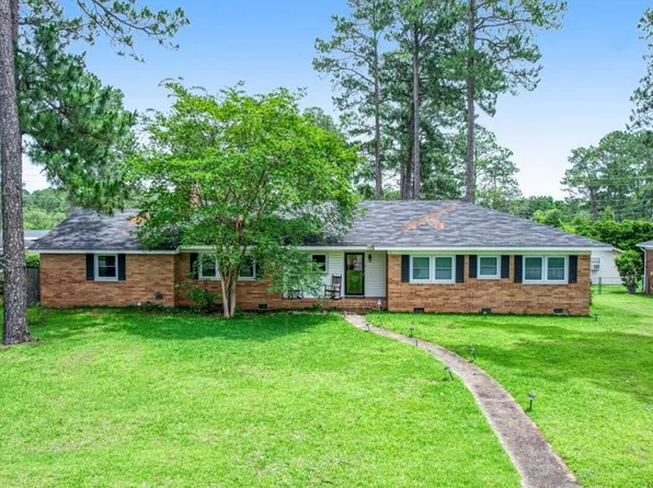 1902 Robinhood Rd, Albany, GA 31707