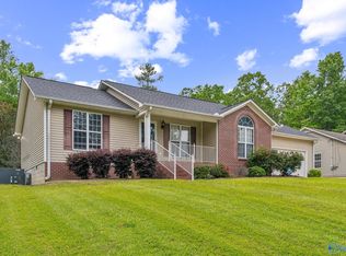 7616 Lister Ferry Rd, Rainbow City, AL 35906