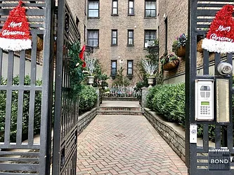Rented by Bond New York