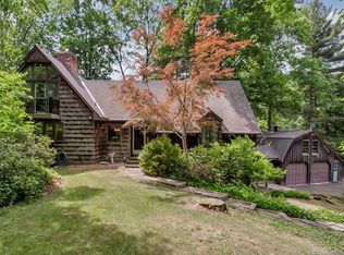 14 Woodchuck Hill Rd, Canton, CT 06019