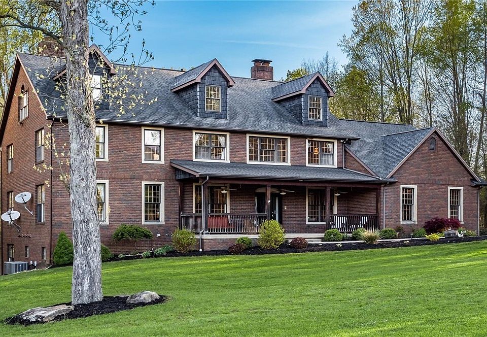 1st image of 10257 Twin Oaks Dr