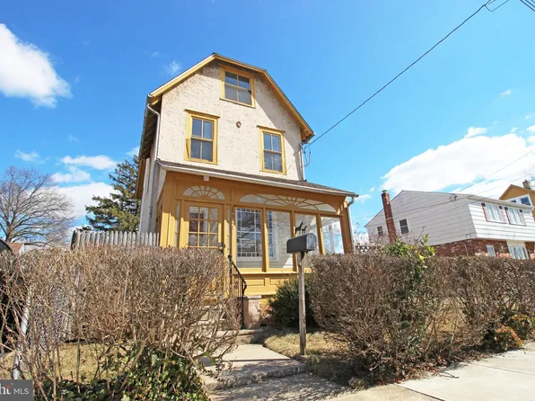 322 Ridley Ave, Folsom, PA 19033