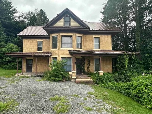 124 E Main St, Kingwood, WV 26537