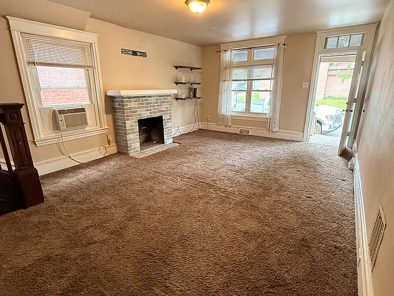 27 N Adams St #1 — Photo 3