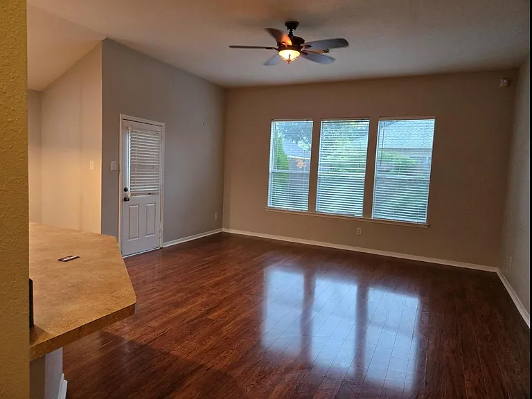 2707 Hewn Rock Way — Photo 7