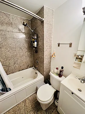 Rented by Charles Coutinho LLC | media 23