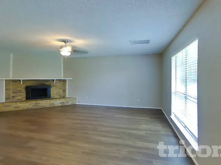 1610 Pilot Way — Photo 2