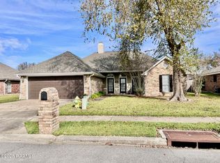 102 Gold Medal Dr, Lafayette, LA 70506