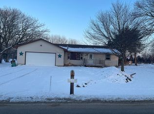609 2nd St, Stout, IA 50673