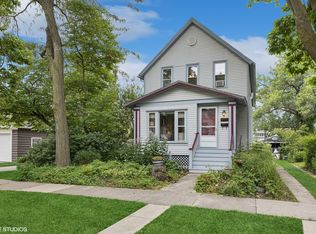 613 N Lombard Ave, Oak Park, IL 60302