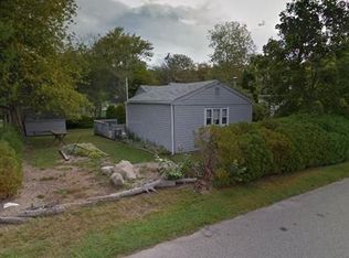 7 Rivet St, Fairhaven, MA 02719