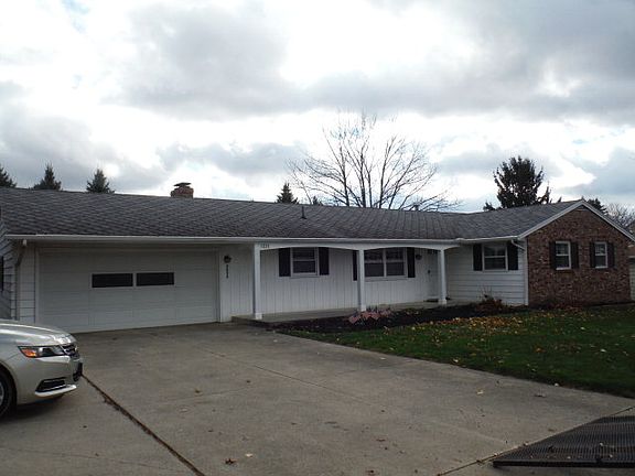 2nd image of 1211 W Cook Rd