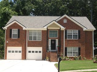 370 Oak Vista Ct, Lawrenceville, GA 30044