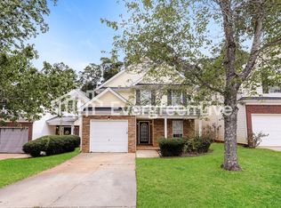 11132 James Madison Dr, Hampton, GA 30228