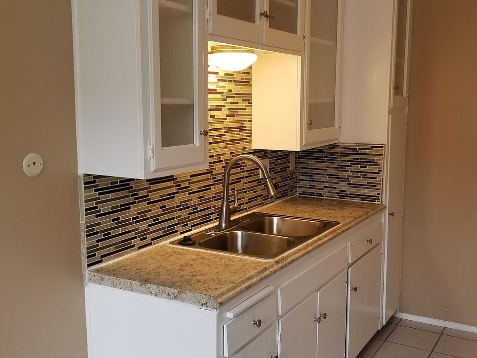 1st image of 3330 30th St APT 4