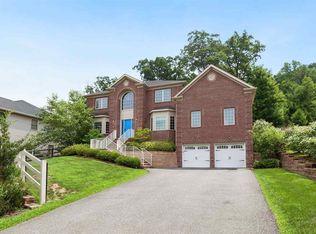 18 Himsl Ct, West Orange, NJ 07052