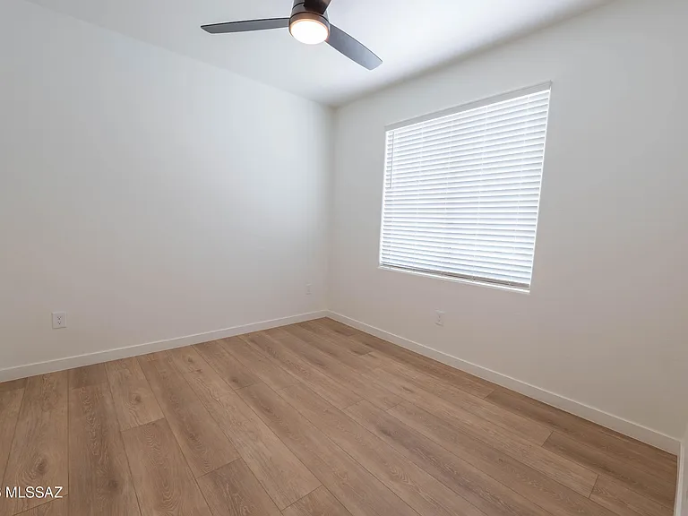 1300 N Rook Ave #18 — Photo 8