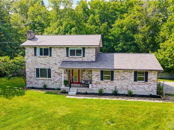 8222 E New Carlisle Rd, New Carlisle, OH 45344