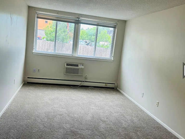 3720 West 32nd Street — Photo 10