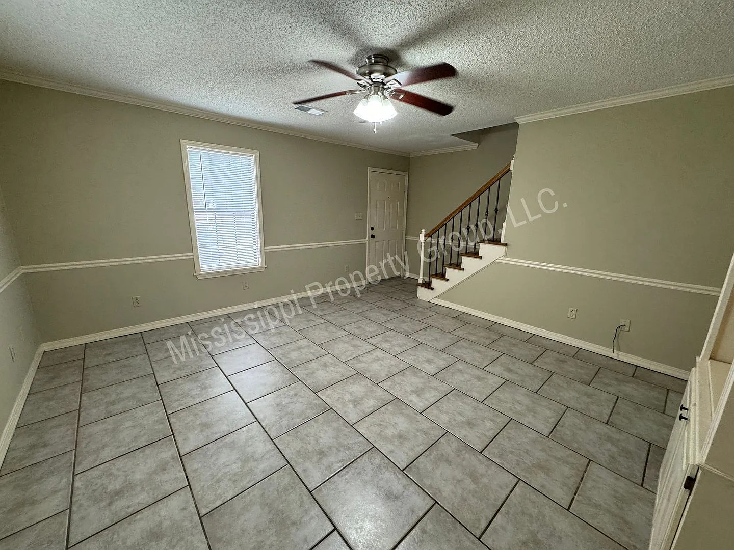 2bd / 2.5ba For Rent — Photo 3
