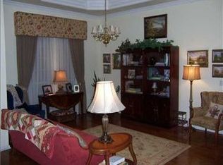 11820 SW 3rd St, Yukon, OK 73099