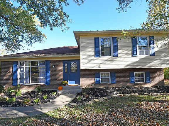 3rd image of 19808 Elm Dr