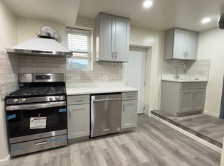 2236 McKees Rocks Rd FLOOR 1, Mc Kees Rocks, PA 15136