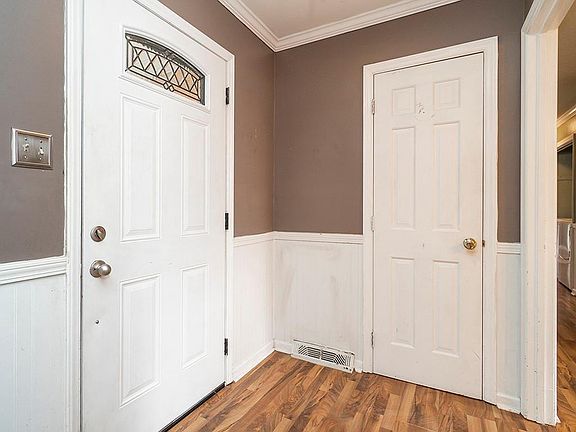 2nd image of 1501 Ontario St