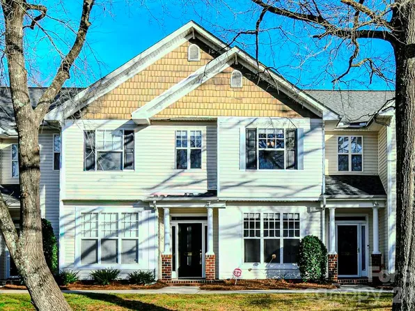 2080 Gable Way Ln, Matthews, NC 28104