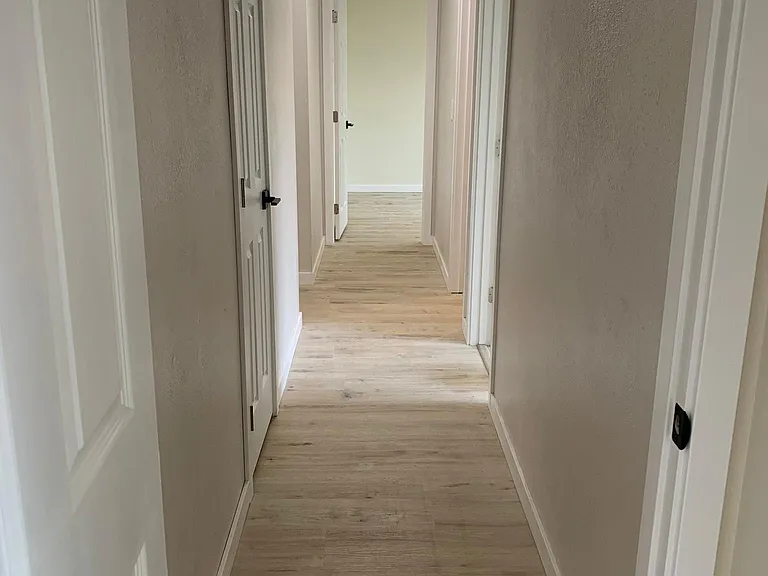 828 N Fee St — Photo 23