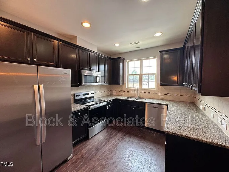 748 Wickham Ridge Rd — Photo 3