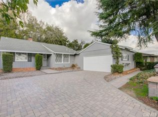 3595 Hampton Rd, Pasadena, CA 91107