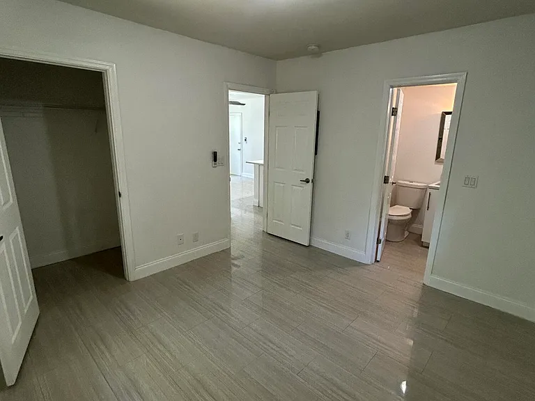 914 NE 15th Ave #1 — Photo 13