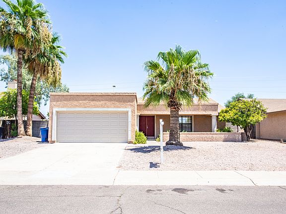 4th image of 7333 S Palm Dr