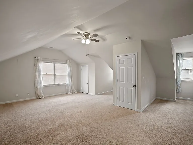 245 Towergate Pl — Photo 18