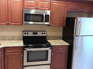 157 E Concordia Cir #B, Monroe Township, NJ 08831