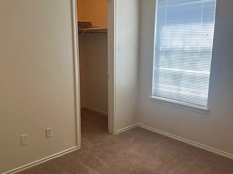 1105 Christopher Ave — Photo 30