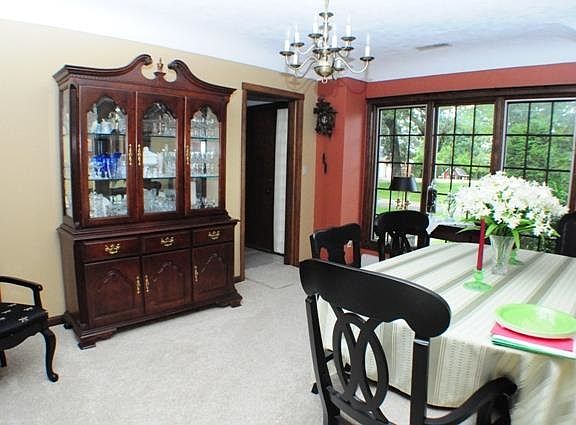 4th image of 108 Woodland Dr