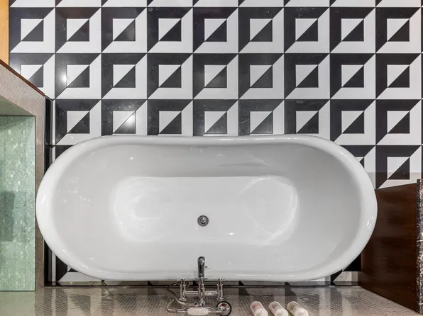 10 East 14th Street image 37 of 55