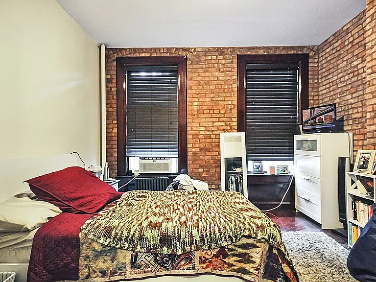 424 Amsterdam Ave #2S — Photo 3
