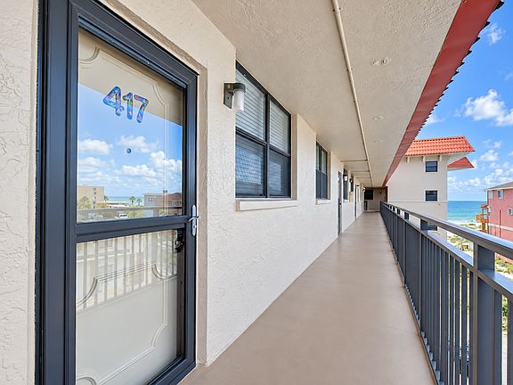 5th image of 17580 Gulf Blvd APT 417