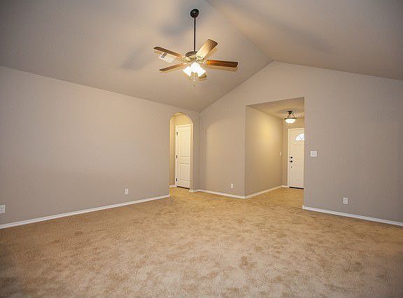3rd image of 10902 N 118th Ave E