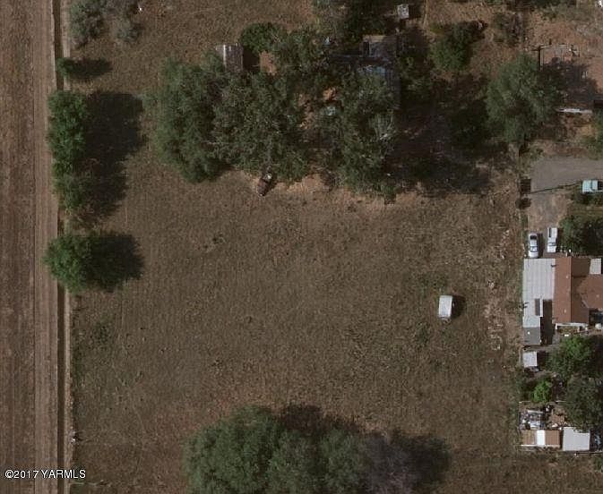 1st image of 201 Hoyt Ln
