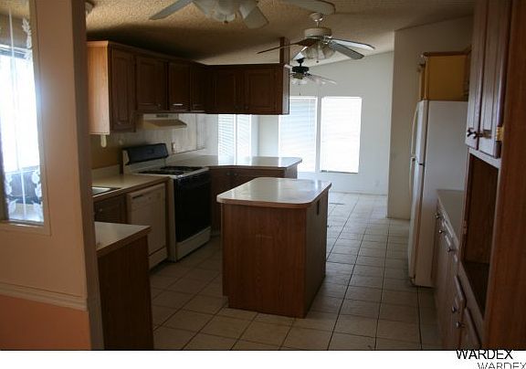 2nd image of 4661 E PARK Drive