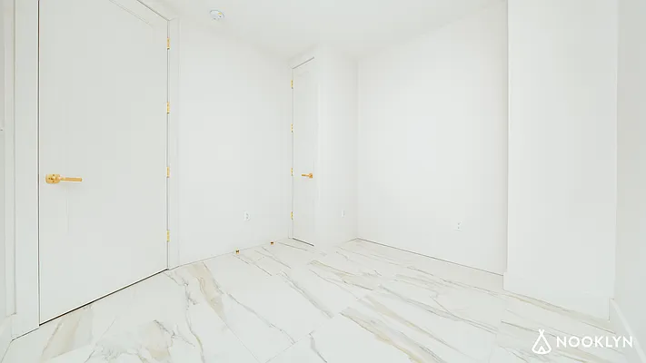 Rented by Nooklyn NYC LLC | media 16