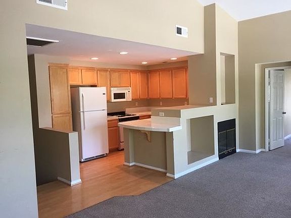 4th image of 1205 Gonzales Way