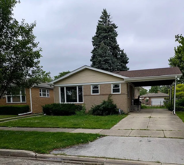 5832 Reba St — Photo 2