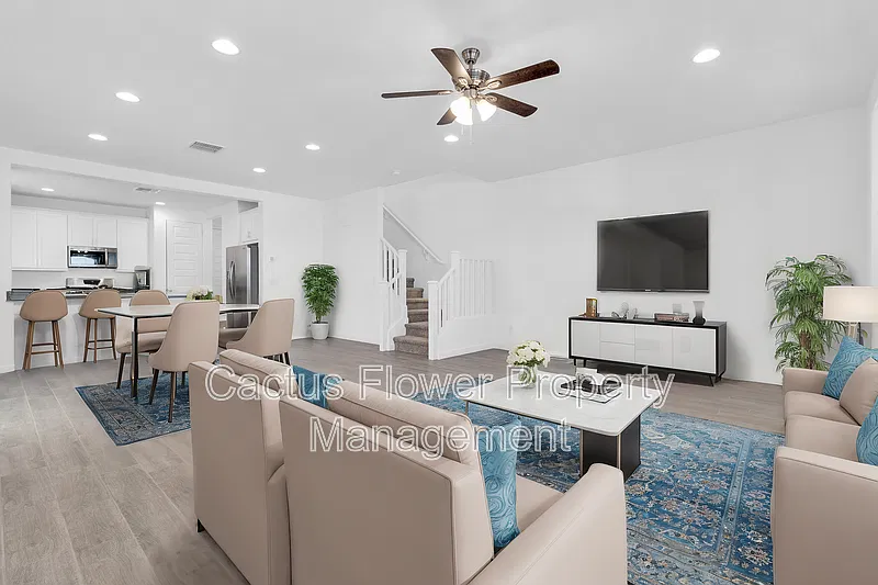 3 bed, 3.0 bath, 1738 sqft, $2,440 — Photo 4