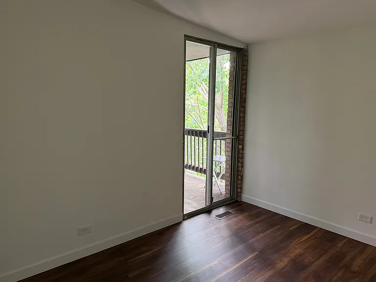 Guest Bedroom Balcony