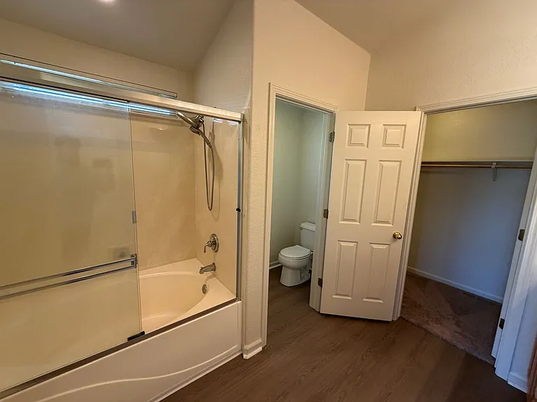 7565 Whitmore St — Photo 19